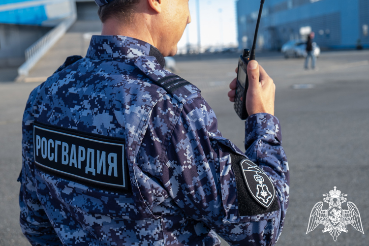 В Темрюке сотрудники Росгвардии задержали разыскиваемого мужчину из Московской области
