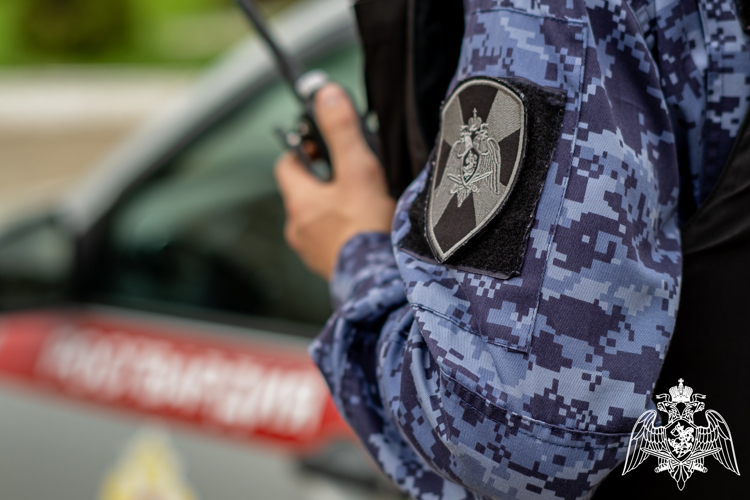 В Краснодарском крае росгвардейцы задержали мужчин, разыскиваемых за кражи 