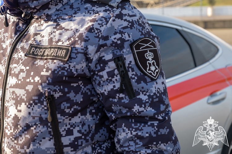 В Туапсе росгвардейцы задержали двоих участников уличного конфликта